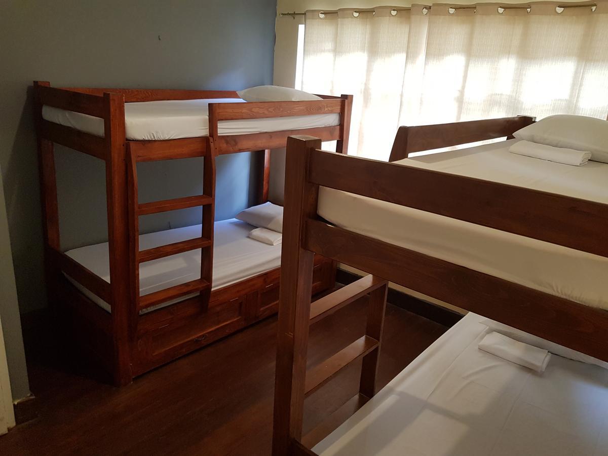 Kamuning Transient Hostel Кесон-Сити Экстерьер фото