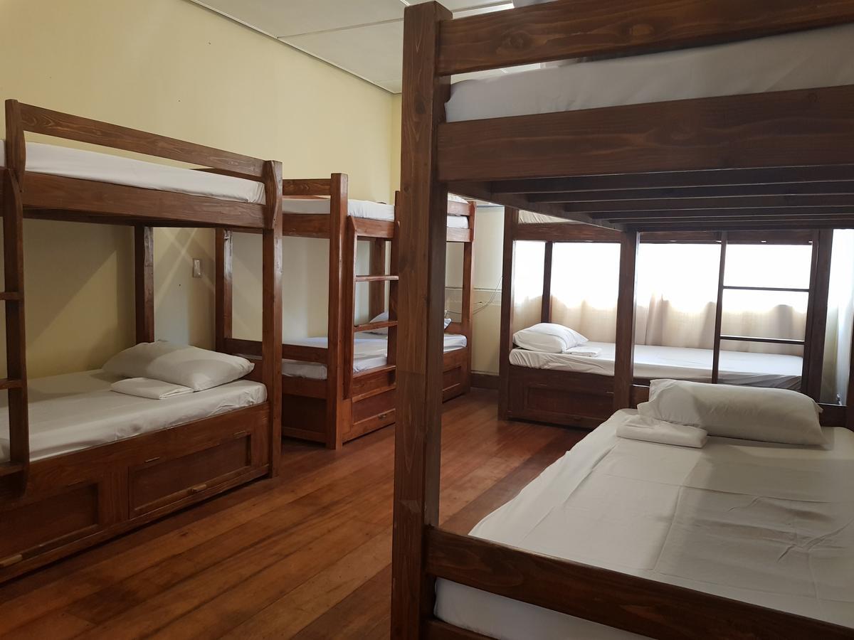 Kamuning Transient Hostel Кесон-Сити Экстерьер фото