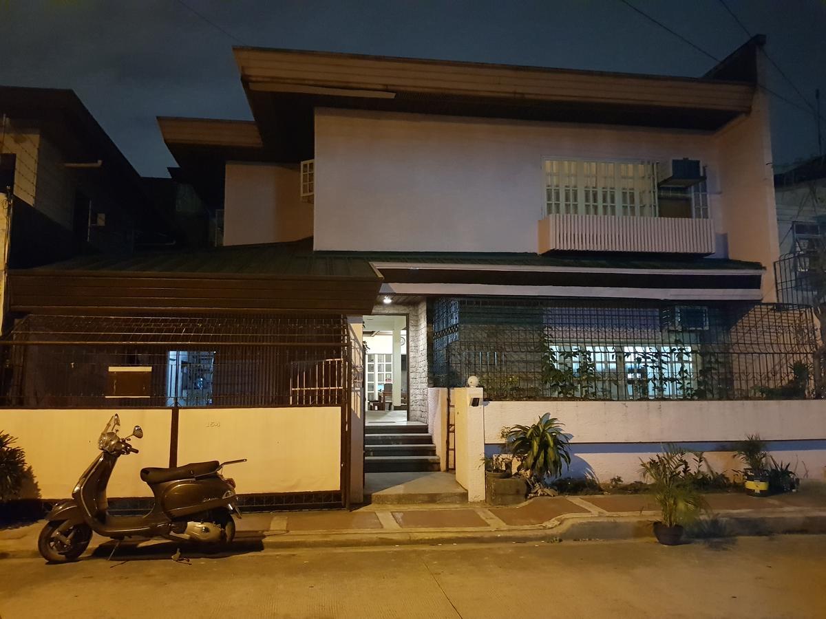 Kamuning Transient Hostel Кесон-Сити Экстерьер фото