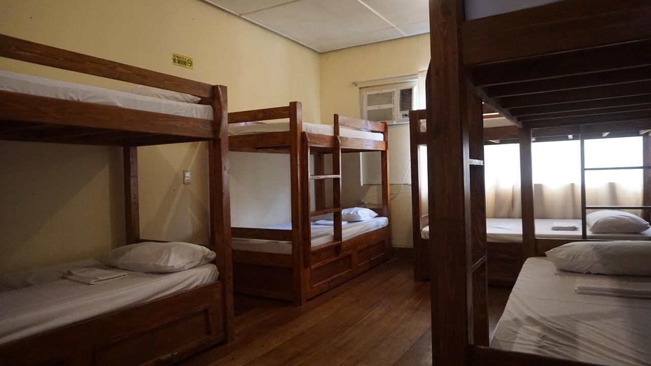 Kamuning Transient Hostel Кесон-Сити Экстерьер фото