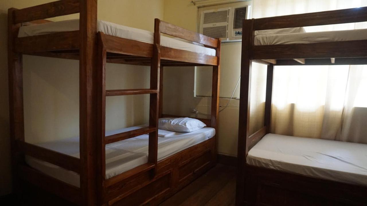 Kamuning Transient Hostel Кесон-Сити Экстерьер фото